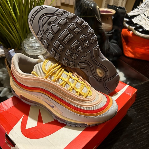 WMNS Nike Air Max 97 Grey Light Thistle (Women’s size) - Picture 4 of 5